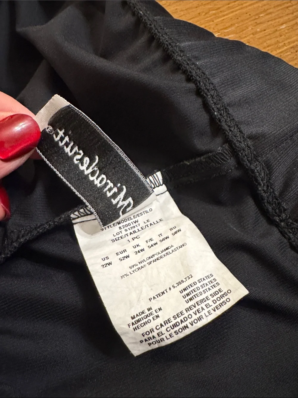 MiracleSuit Womens Plus  Black Full Coverage Swim Bottom Like New Condition 22W